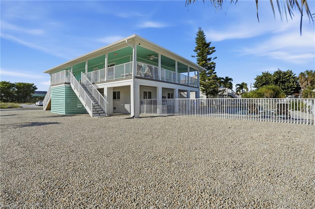 LAGUNA SHORES - Residential