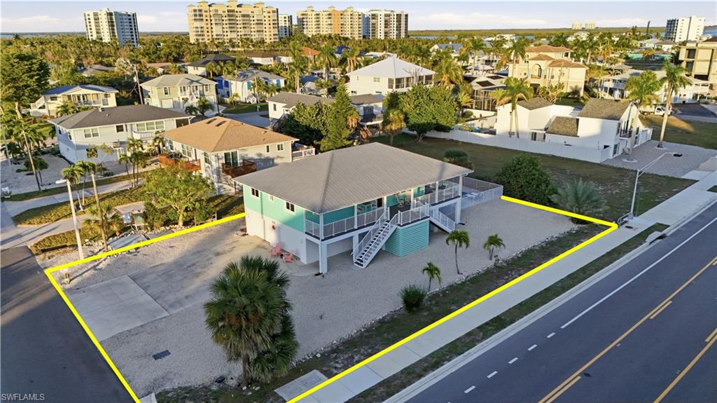 LAGUNA SHORES - Residential