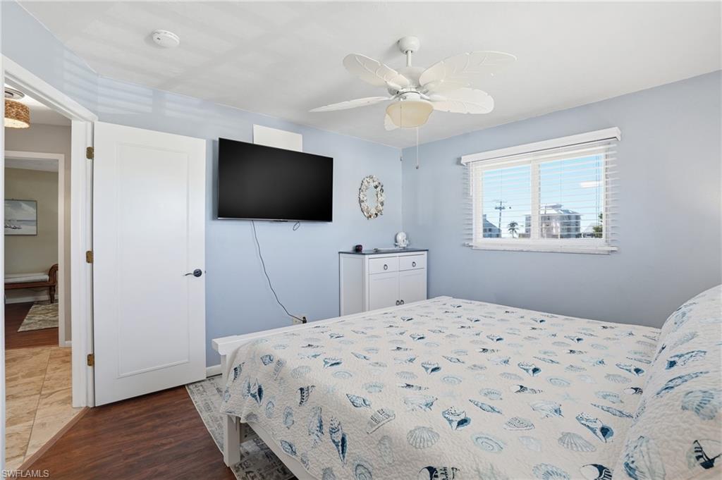 LAGUNA SHORES - Residential