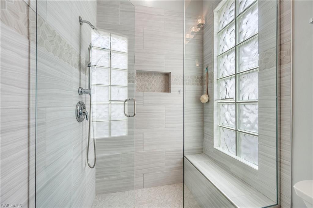 VILLAGE WALK - Residential