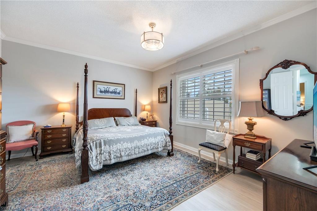 VILLAGE WALK - Residential