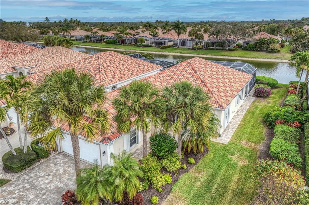 VILLAGE WALK - Residential