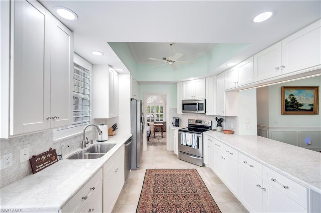 VILLAGE WALK - Residential