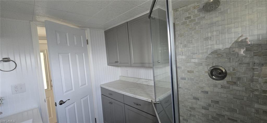 IMPERIAL HARBOR - Residential Lease