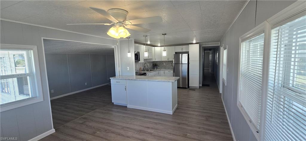 IMPERIAL HARBOR - Residential Lease