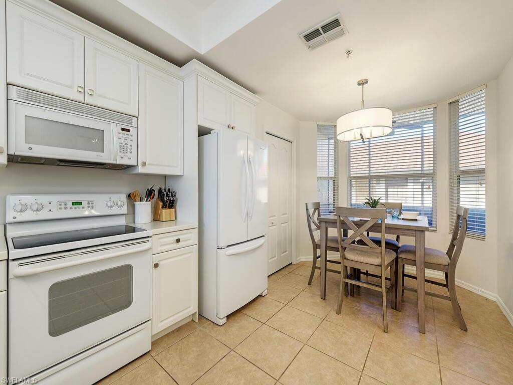 CYPRESS TRACE - Residential