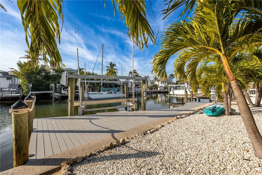 BAYVIEW ACRES - Residential