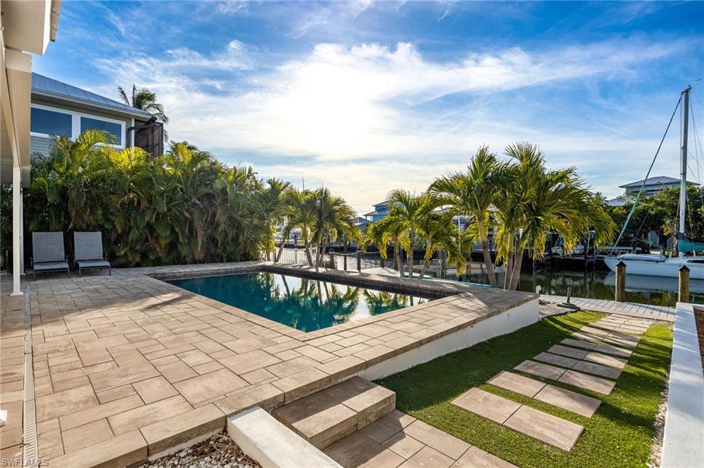 BAYVIEW ACRES - Residential