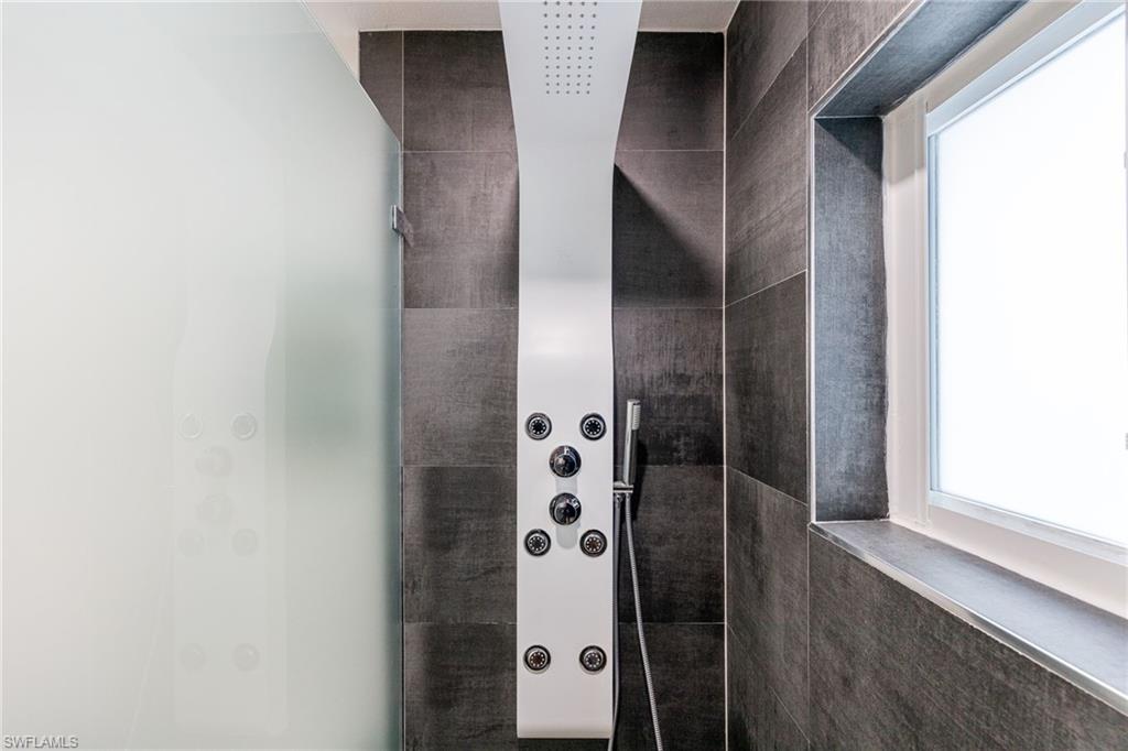 BAYVIEW ACRES - Residential