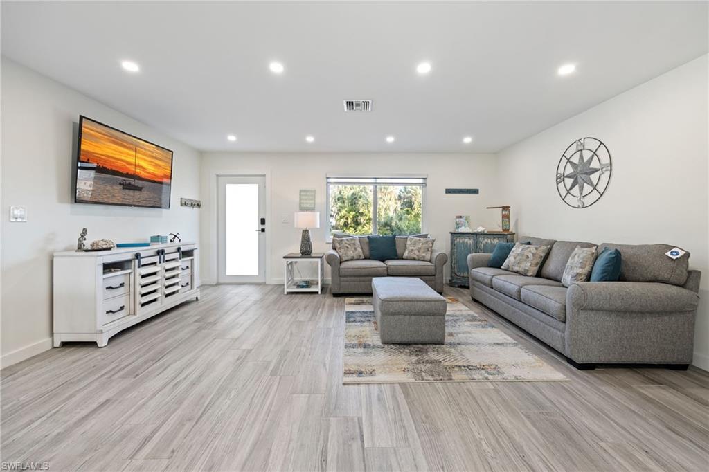 BAYVIEW ACRES - Residential