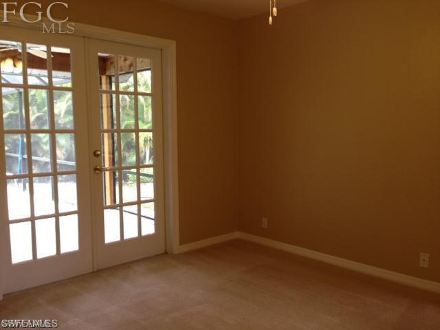 COLONIAL FARMS - Residential