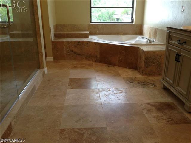 COLONIAL FARMS - Residential