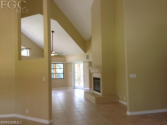 COLONIAL FARMS - Residential