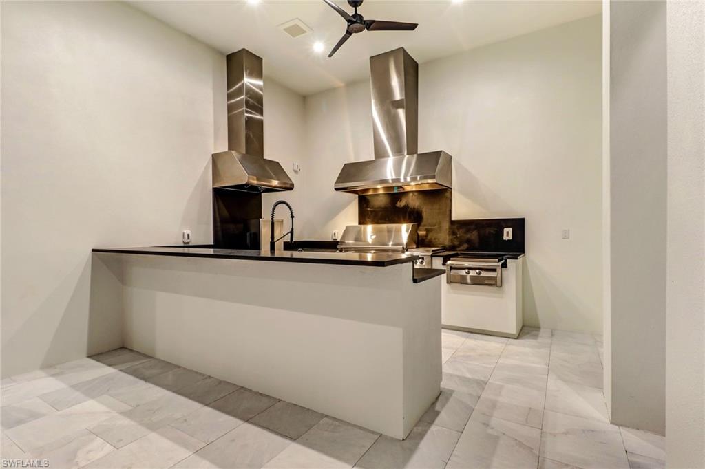 PINE RIDGE - Residential