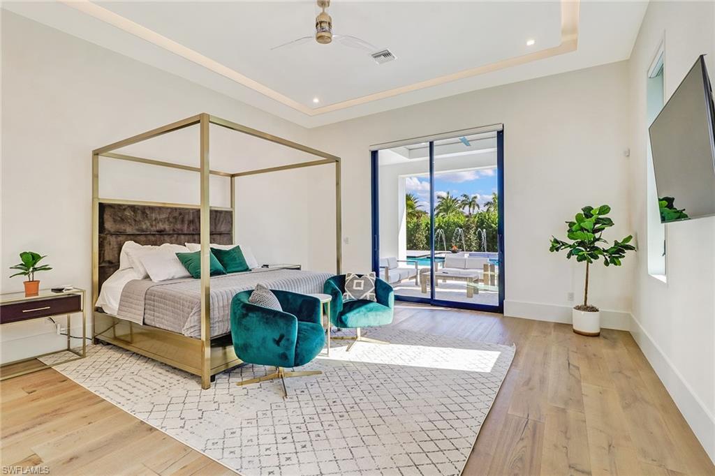 PINE RIDGE - Residential