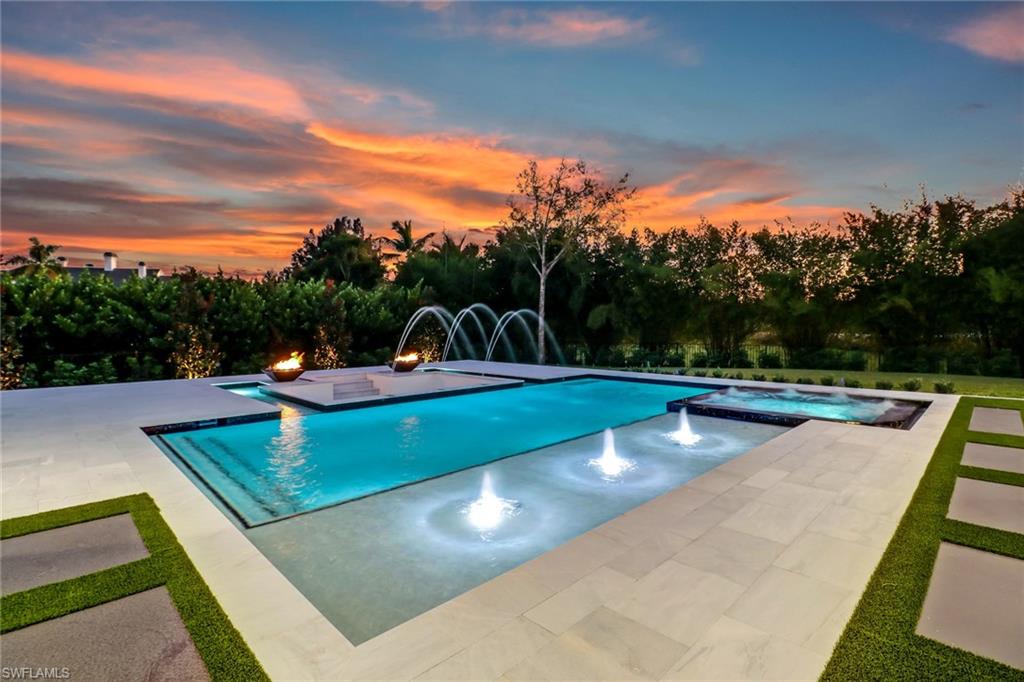 PINE RIDGE - Residential