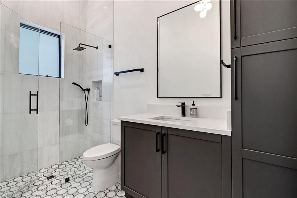 PINE RIDGE - Residential