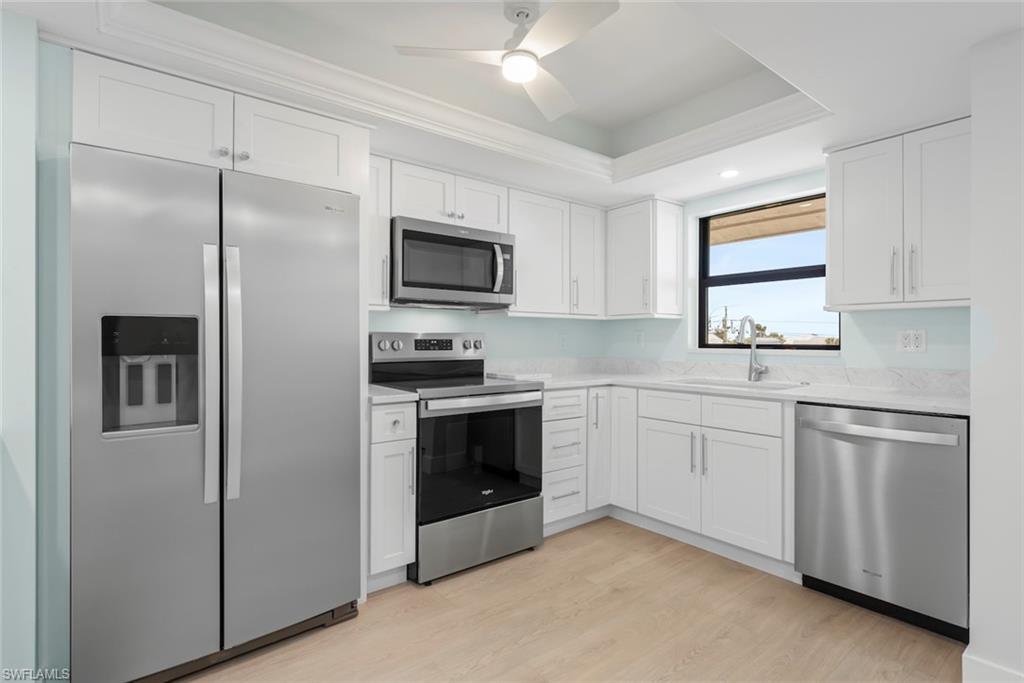 SAND POINTE - Residential