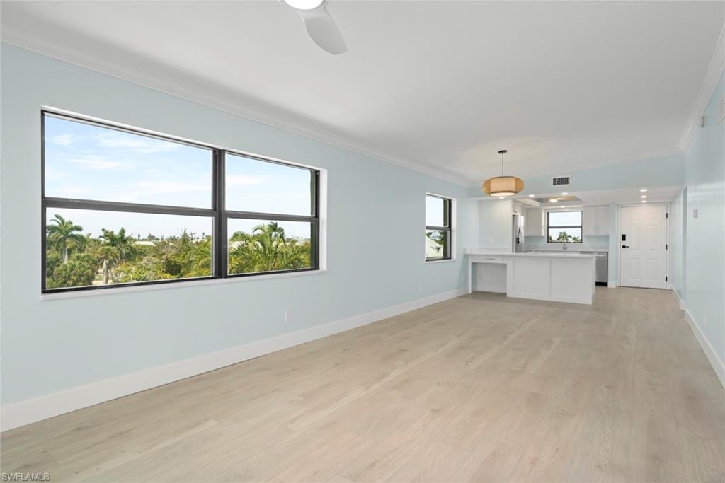 SAND POINTE - Residential