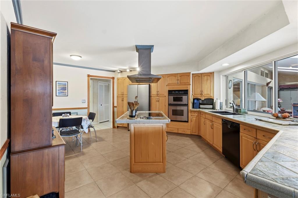 BERKSHIRE LAKES - Residential