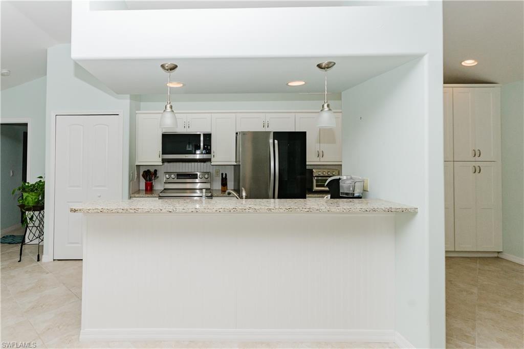 CHARLOTTE SHORES - Residential