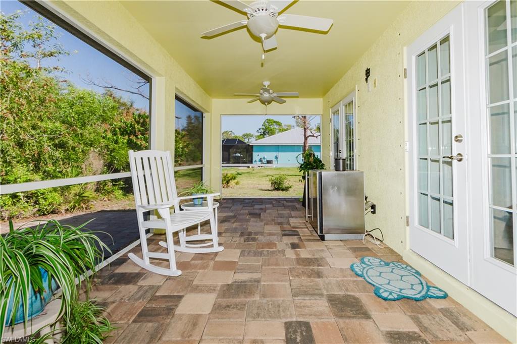 CHARLOTTE SHORES - Residential