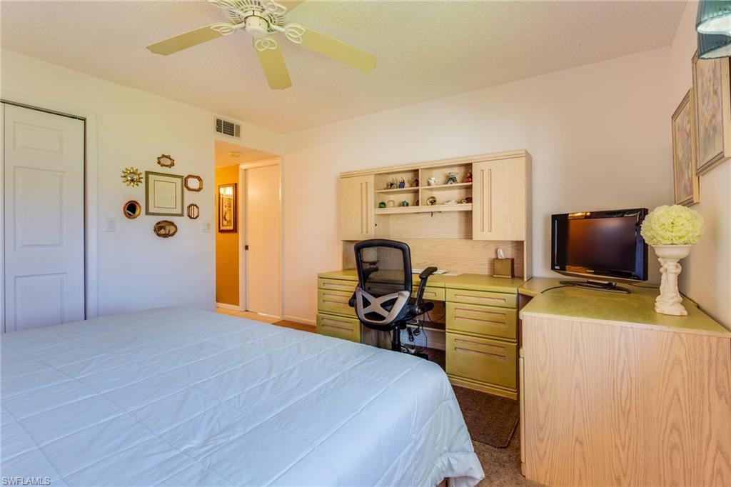 GLADES COUNTRY CLUB - Residential