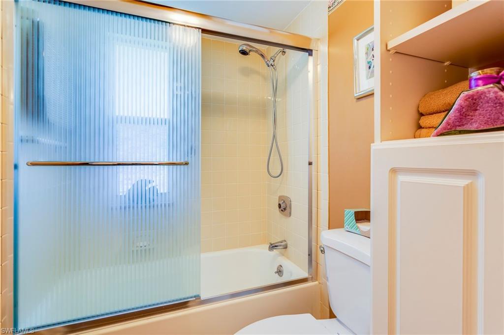 GLADES COUNTRY CLUB - Residential