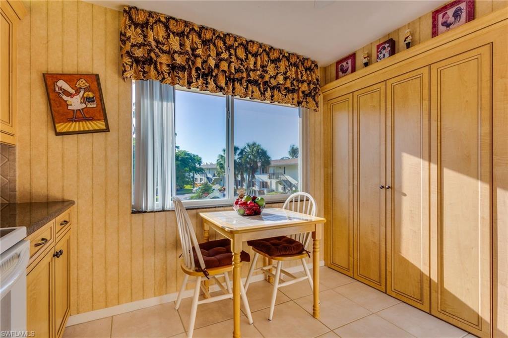 GLADES COUNTRY CLUB - Residential