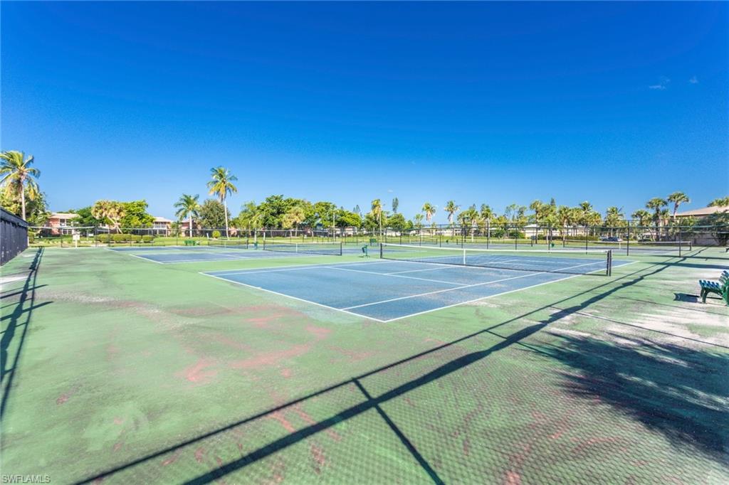 GLADES COUNTRY CLUB - Residential