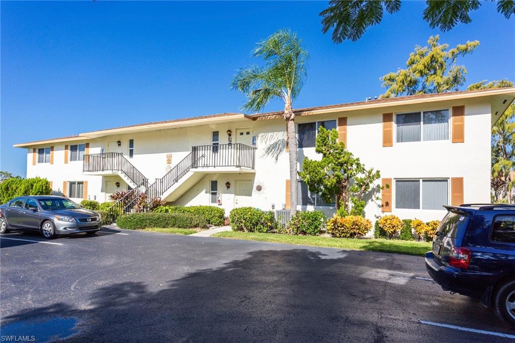 GLADES COUNTRY CLUB - Residential