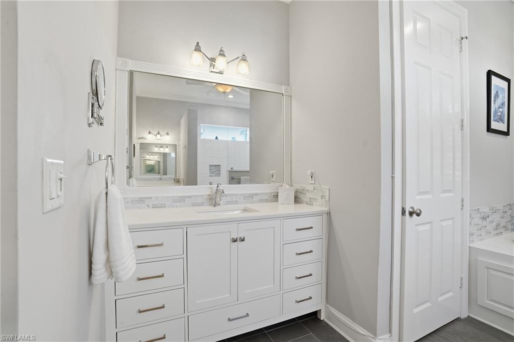 TIDEWATER ISLAND - Residential