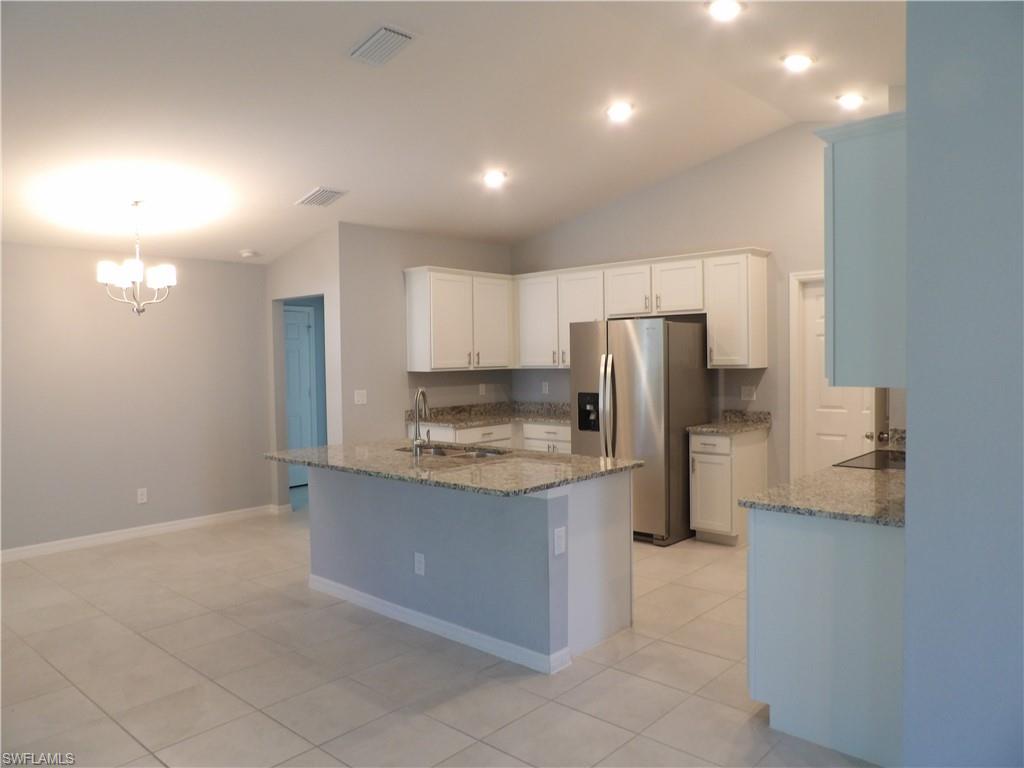 NORTH PORT - Residential Lease