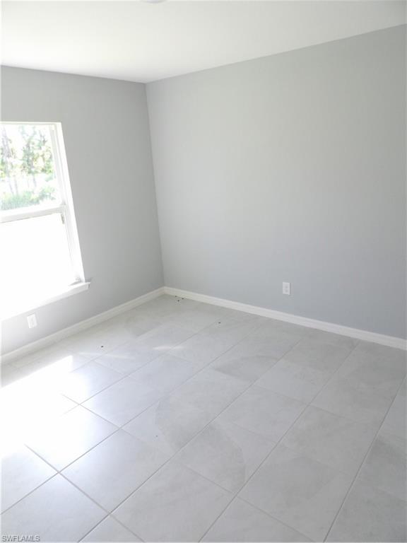 NORTH PORT - Residential Lease