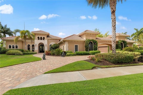 Photo of 6081 Tamworth CT, NAPLES, FL 34119 (MLS # 226031847)
