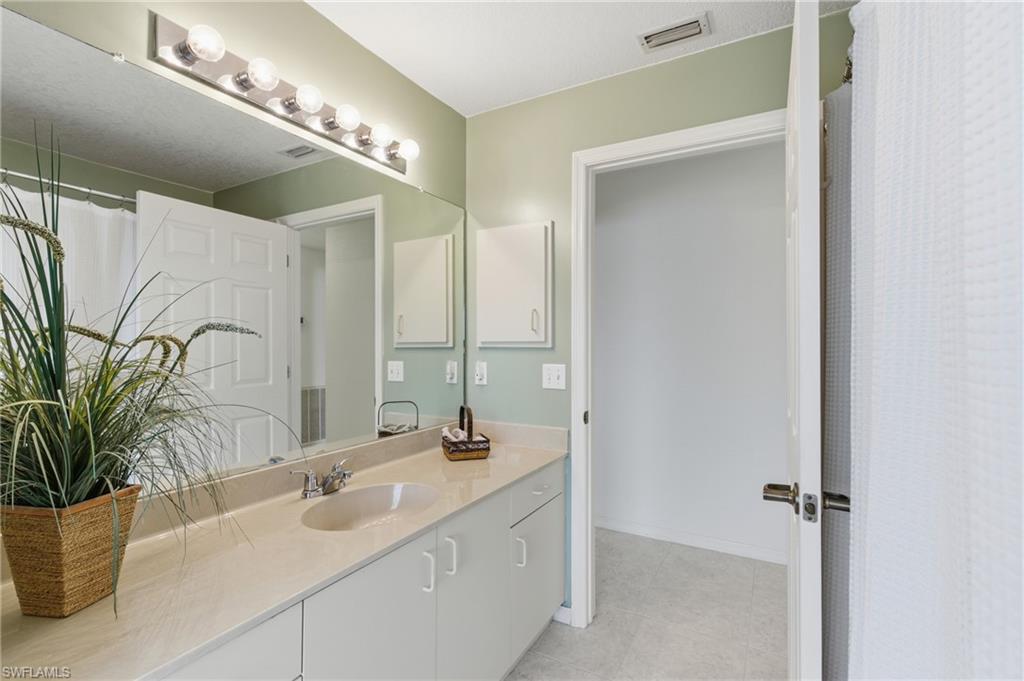 ADMIRALS POINT - Residential