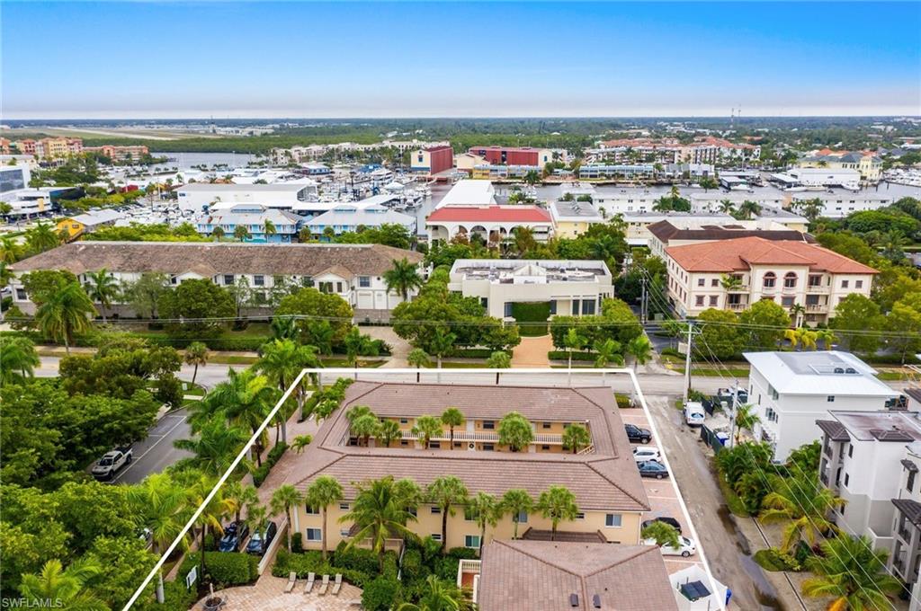 CASTLETON GARDENS - Residential