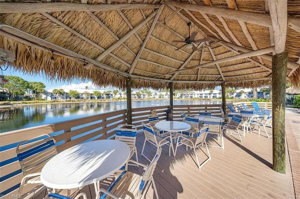 PAVILION CLUB - Residential Lease