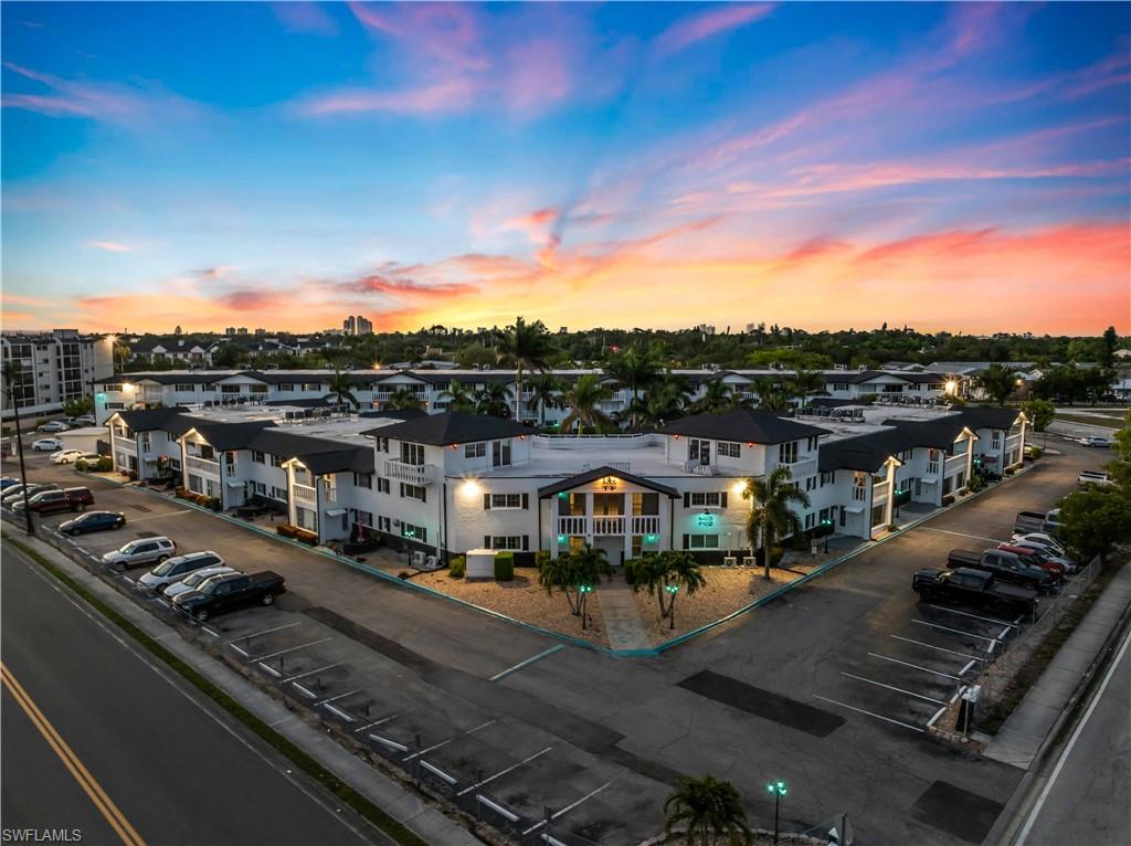 WINDSOR WEST - Residential