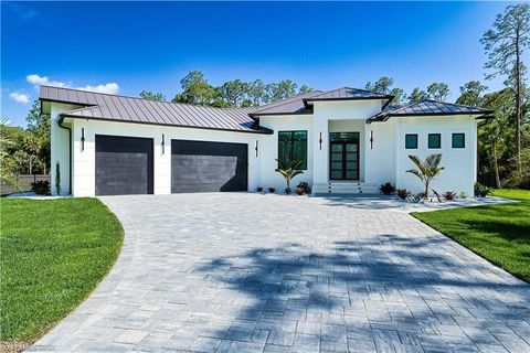 Photo of 3414 1st AVE NW, OTHER, FL 34120 (MLS # 226018095)
