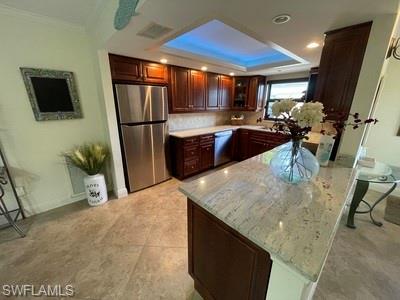 COUNTRY CLUB PLACE CONDO - Residential Lease