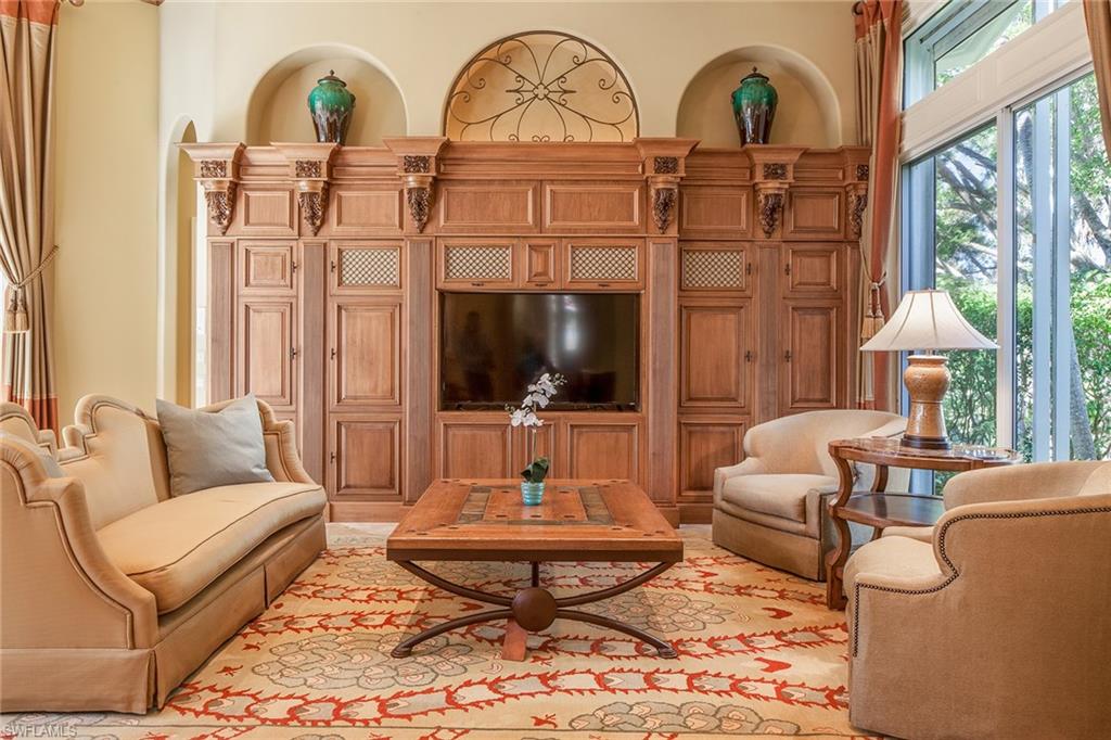 OLDE NAPLES - Residential