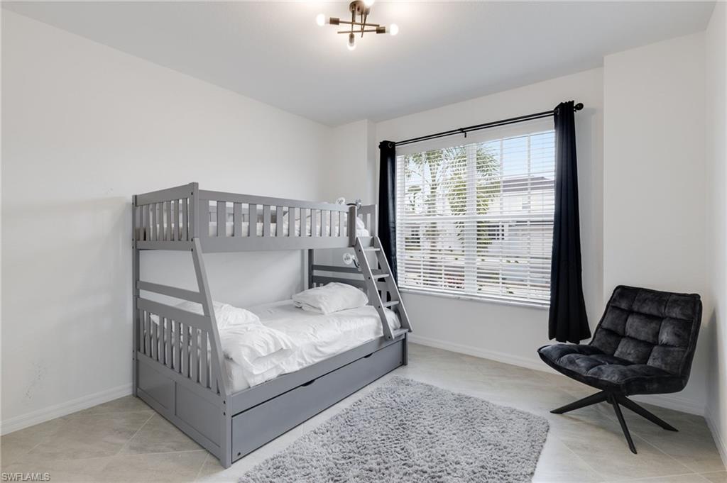 TRAILS EDGE - Residential Lease