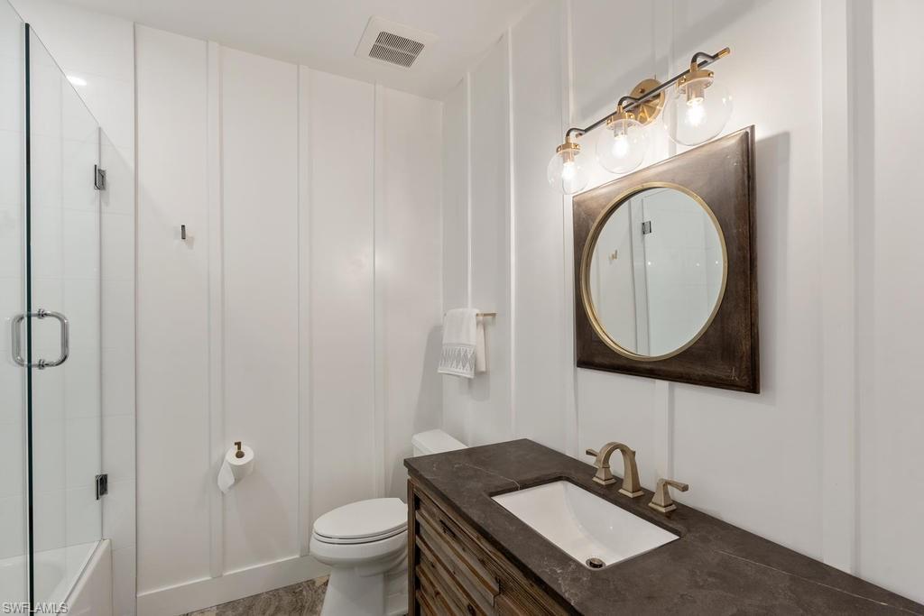 MOORINGS - Residential