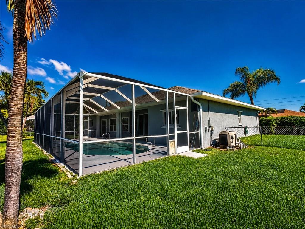 CAPE CORAL - Residential