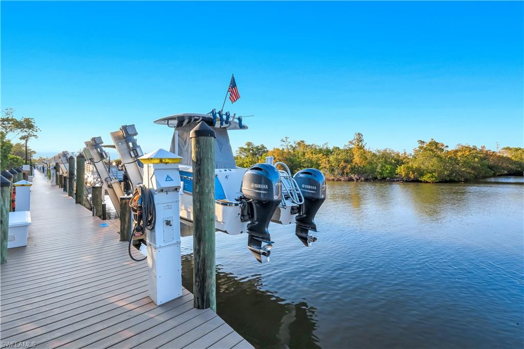 2472 Breakwater WAY 11102