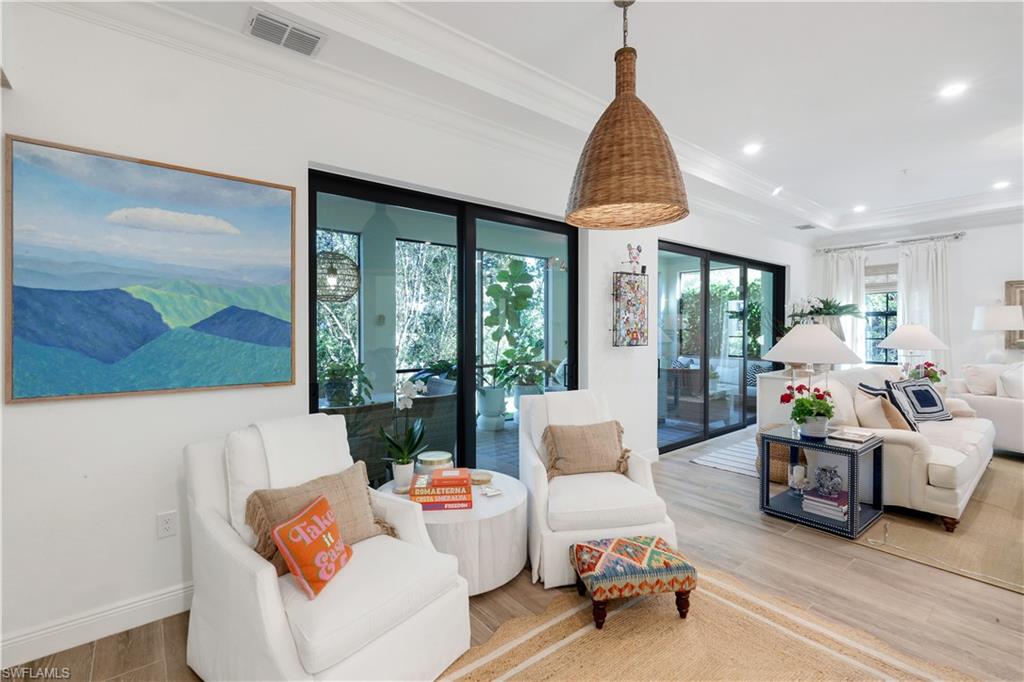 REGATTA LANDING - Residential