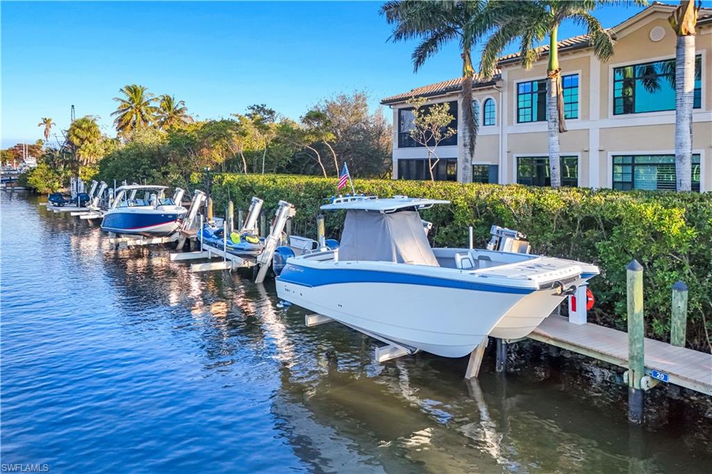 REGATTA LANDING - Residential