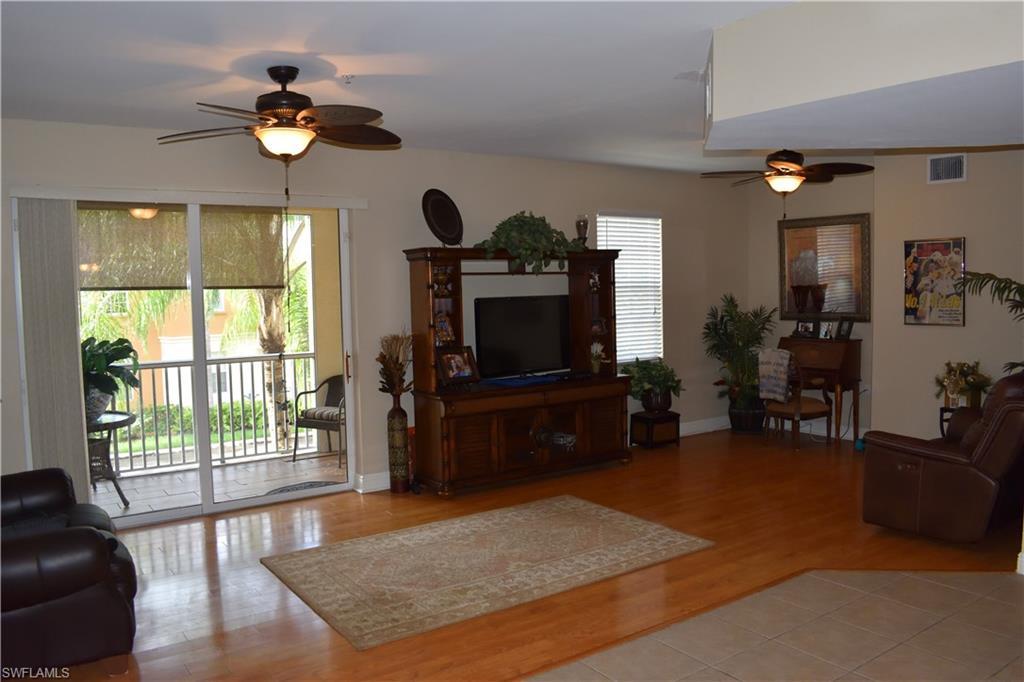 ISLES OF PORTO VISTA - Residential