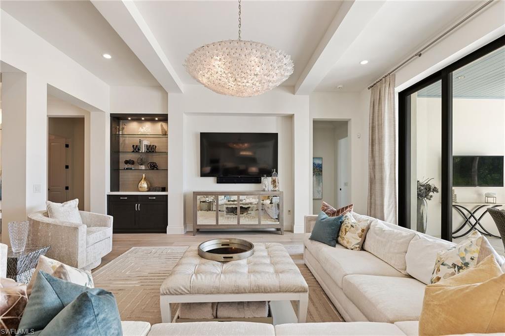 LUCARNO - Residential